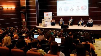 Más de 200 profesionales analizan en Valencia las obligaciones sobre residuos de envases industriales y comerciales
